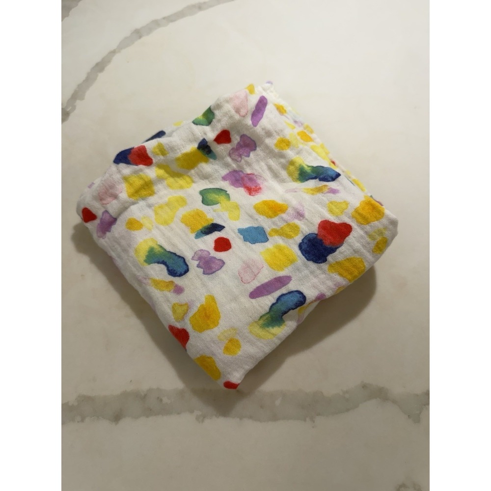 Lovevery Peek-A-Boo Organic Cotton Blanket Rainbow Watercolor 24x24 In Retired